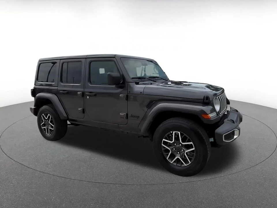 2025 Jeep JL Wrangler - Image 2 of 31