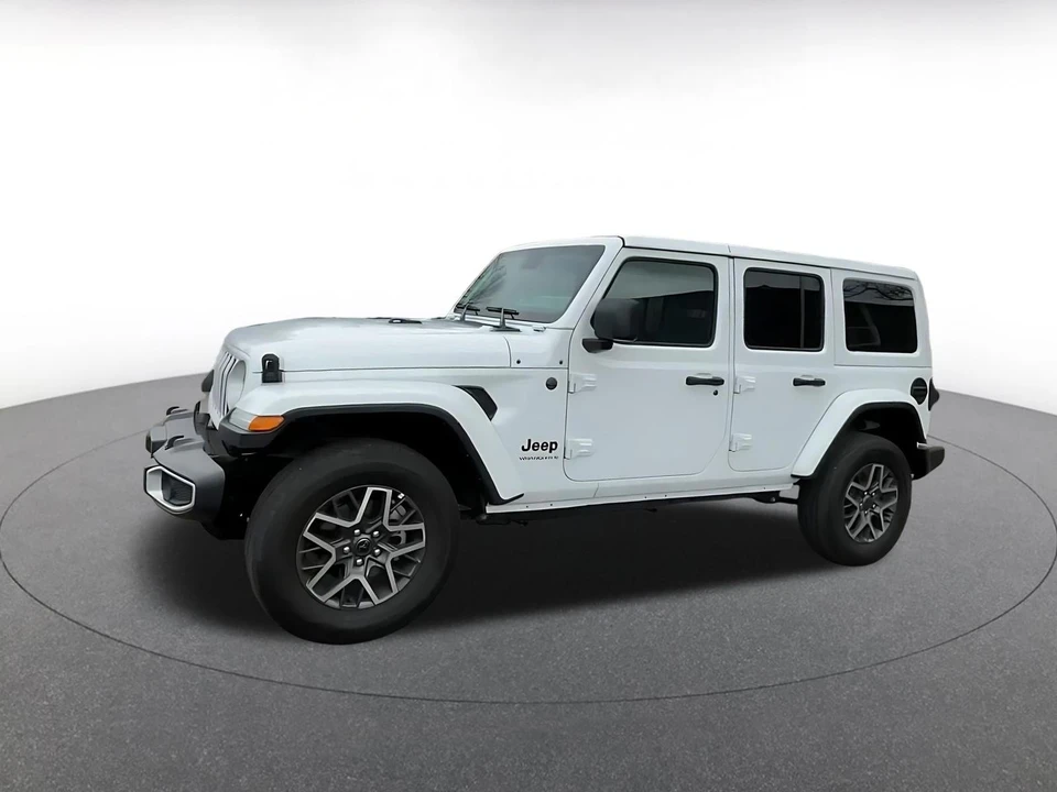 2025 Jeep JL Wrangler - Image 6 of 31