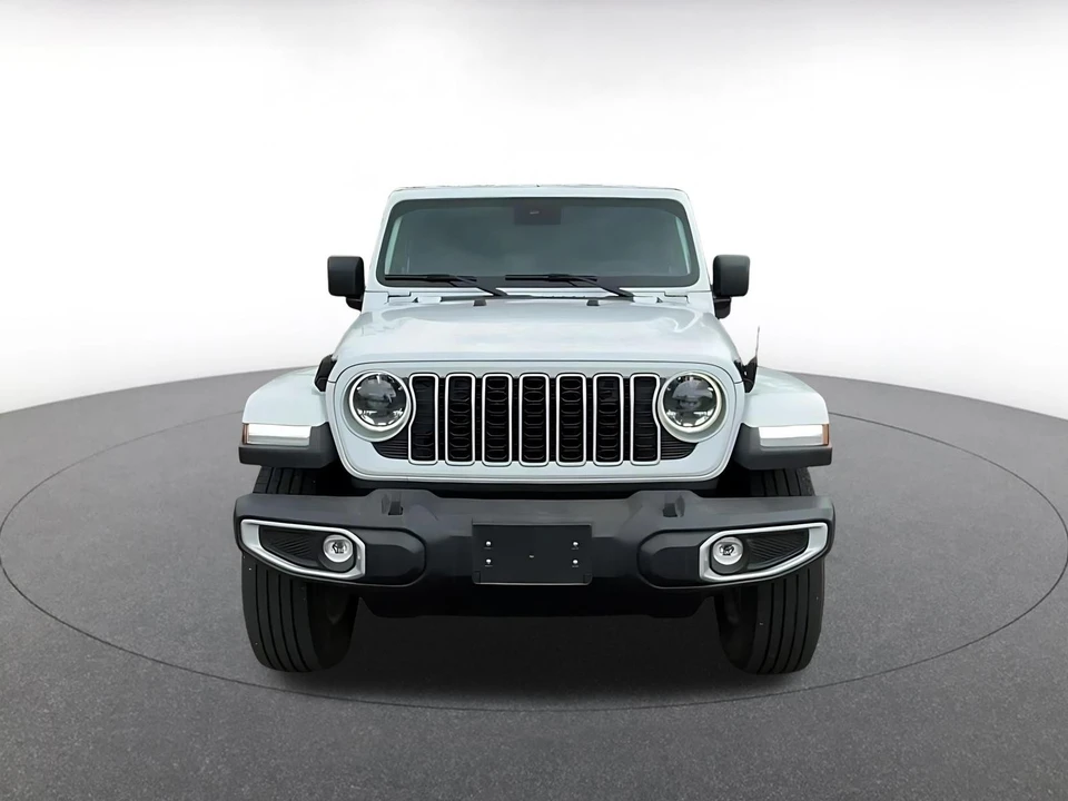 2025 Jeep JL Wrangler - Image 4 of 31