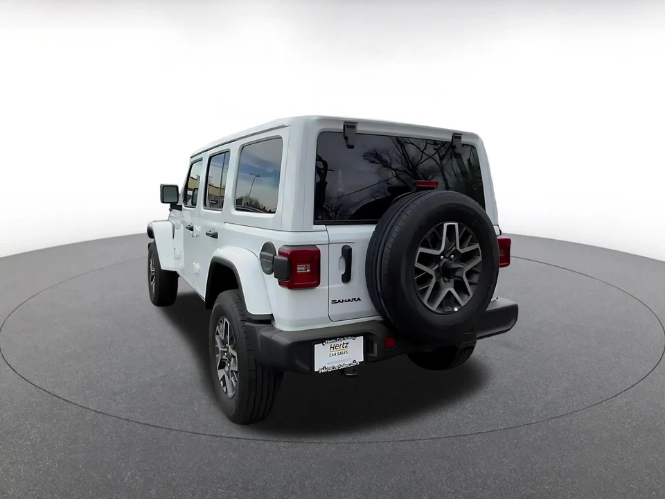 2025 Jeep JL Wrangler - Image 9 of 31