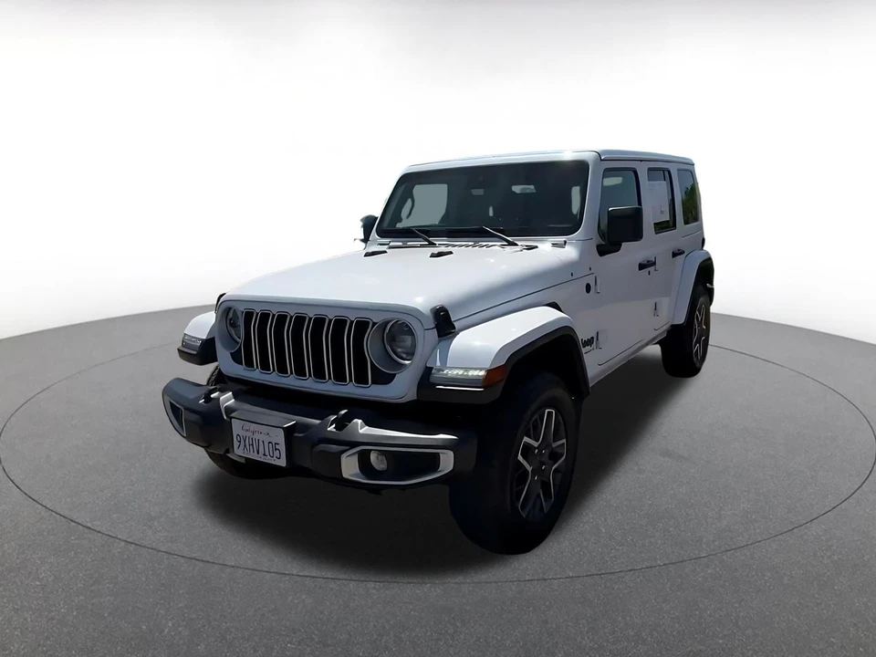 2025 Jeep JL Wrangler - Image 7 of 31