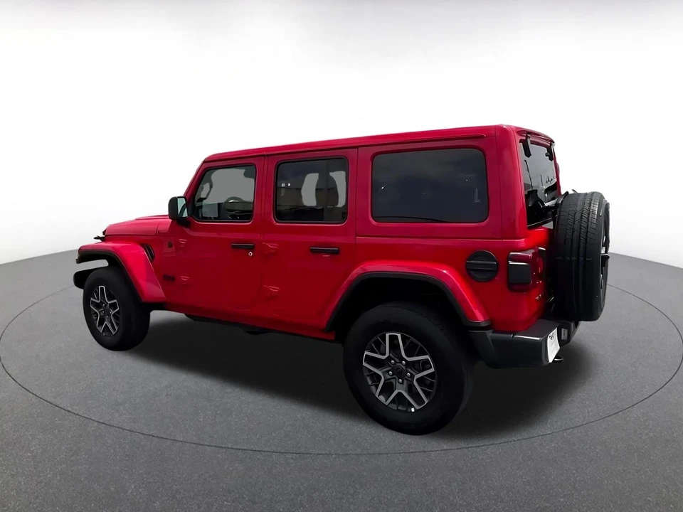 2025 Jeep JL Wrangler - Image 9 of 31