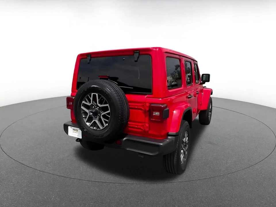 2025 Jeep JL Wrangler - Image 12 of 31
