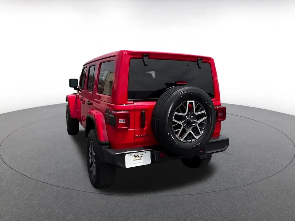 2025 Jeep JL Wrangler - Image 16 of 31