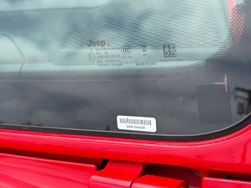 2025 Jeep JL Wrangler - Image 31 of 31