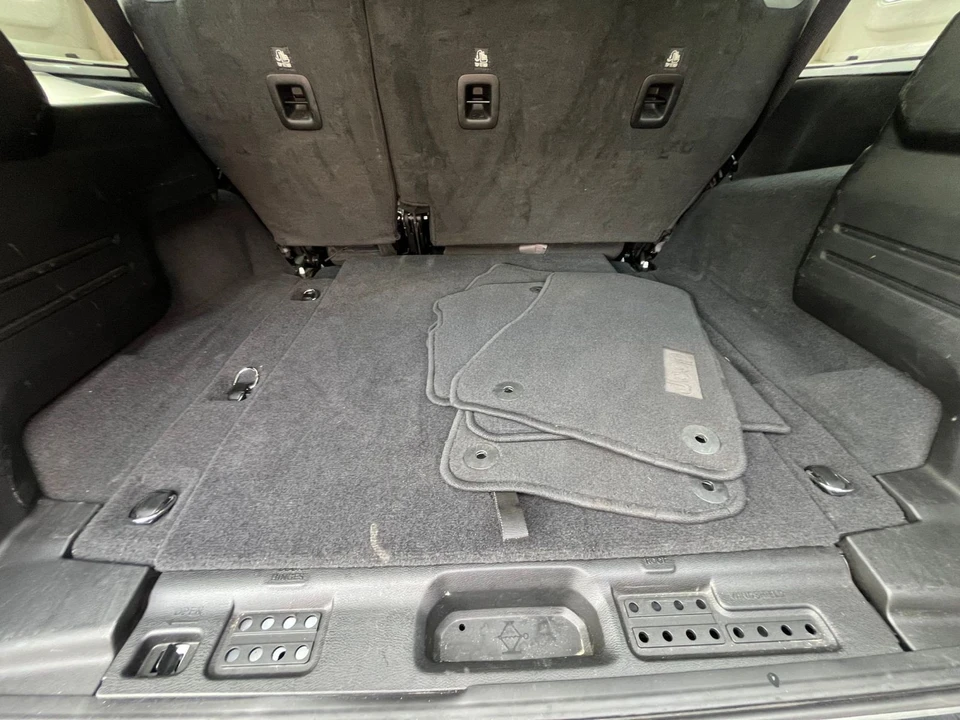 2025 Jeep JL Wrangler - Image 29 of 31