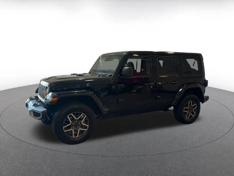 2025 Jeep JL Wrangler - Image 8 of 31