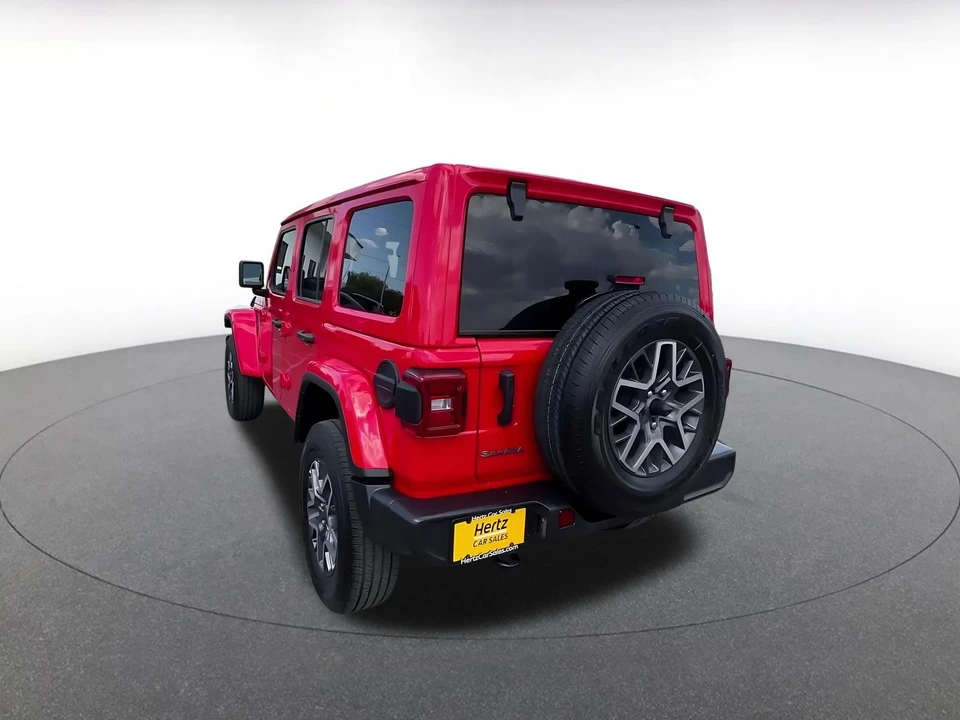 2025 Jeep JL Wrangler - Image 12 of 31