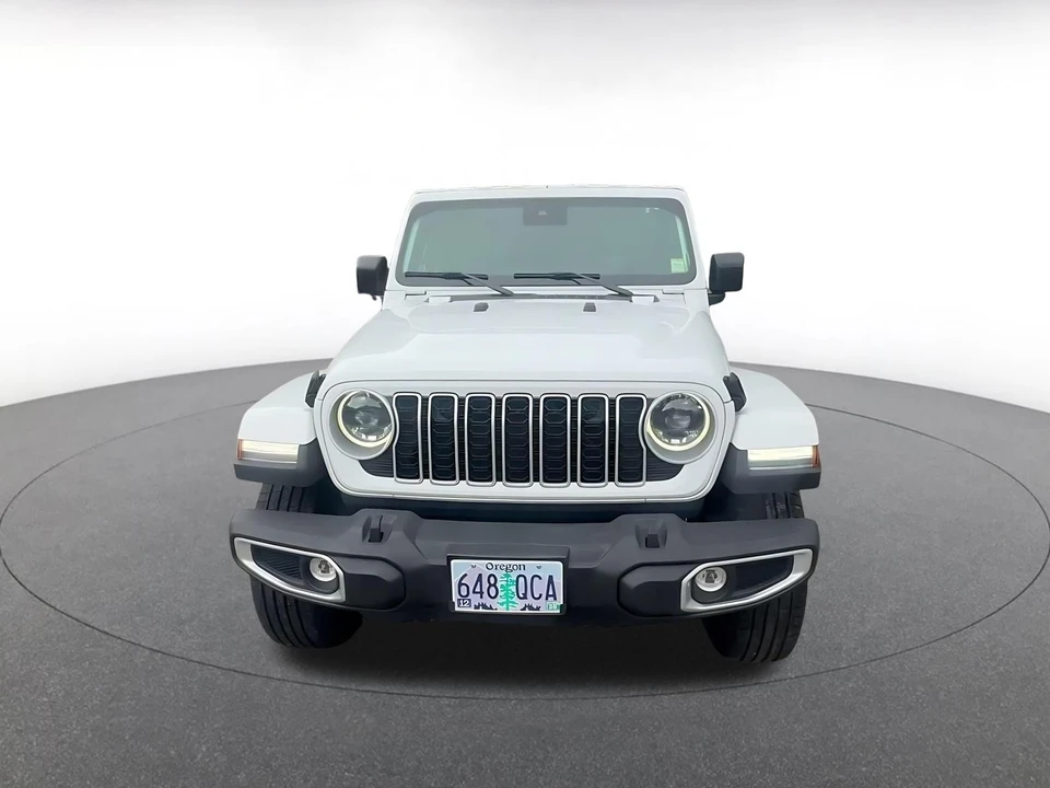 2025 Jeep JL Wrangler - Image 4 of 31