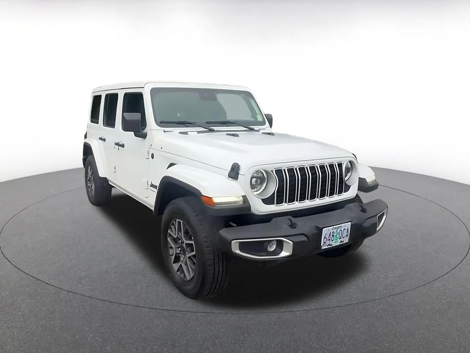 2025 Jeep JL Wrangler - Image 3 of 31