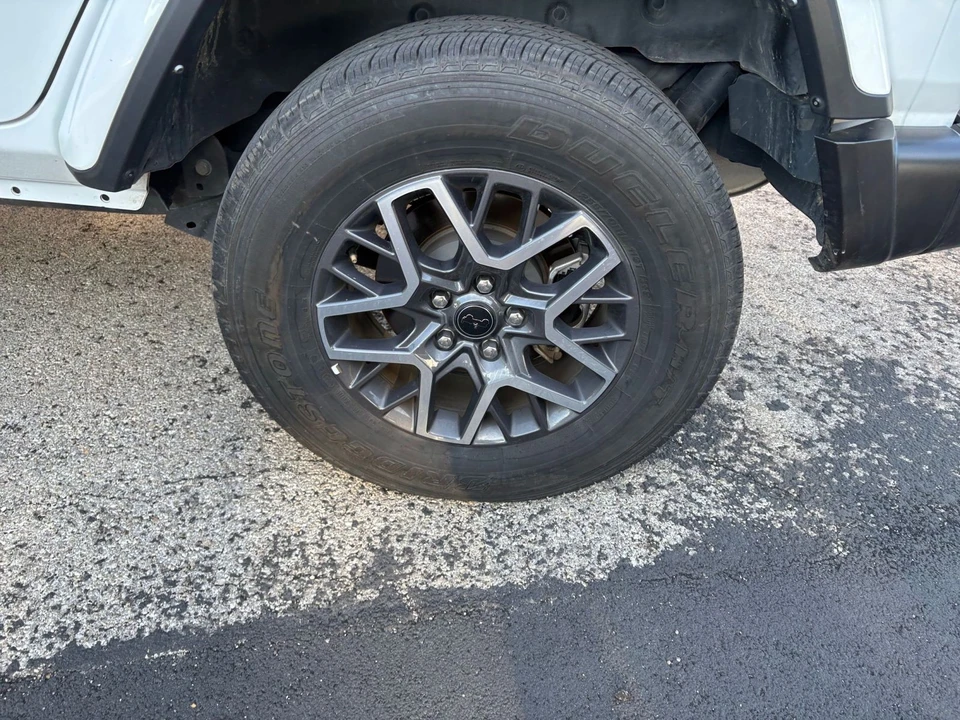 2025 Jeep JL Wrangler - Image 22 of 31