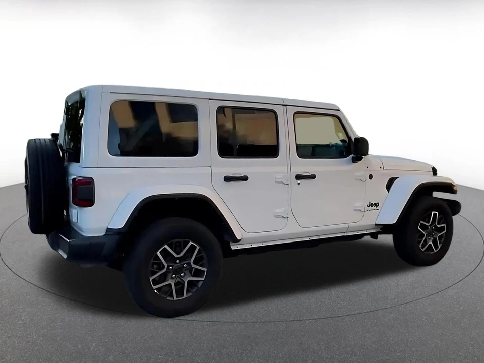 2025 Jeep JL Wrangler - Image 8 of 31