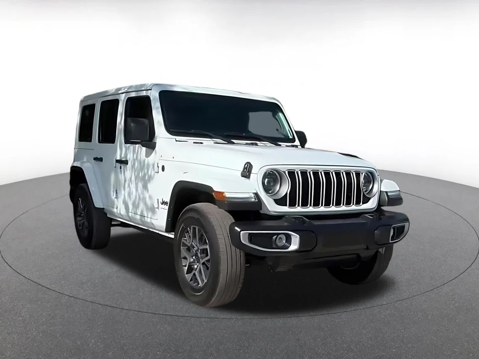 2025 Jeep JL Wrangler - Image 2 of 31