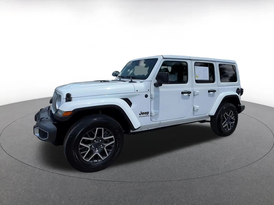 2025 Jeep JL Wrangler - Image 9 of 31