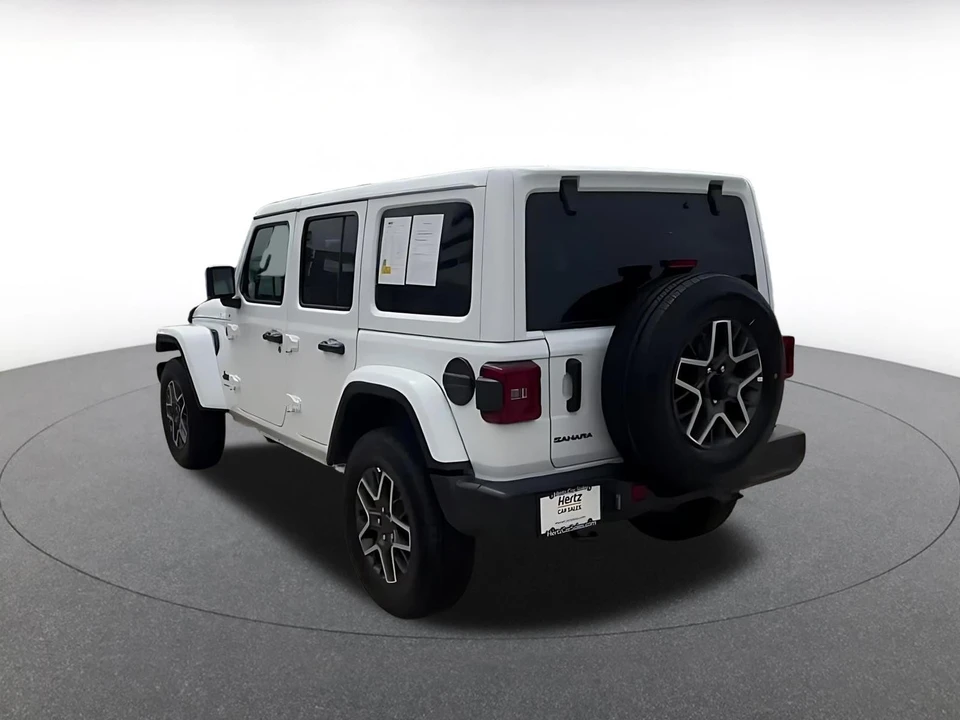 2025 Jeep JL Wrangler - Image 9 of 31