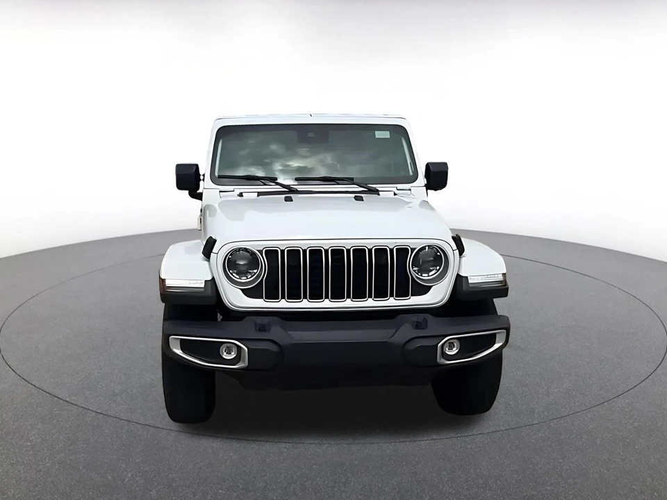 2025 Jeep JL Wrangler - Image 4 of 31
