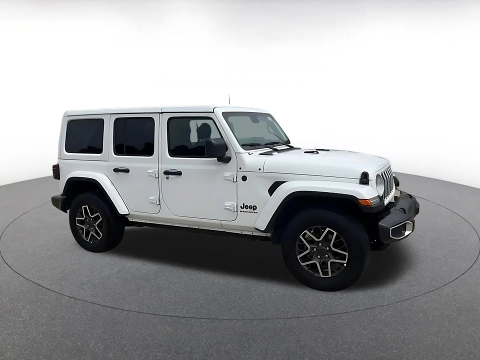 2025 Jeep JL Wrangler - Image 2 of 31