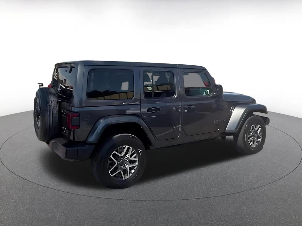 2025 Jeep JL Wrangler - Image 12 of 31