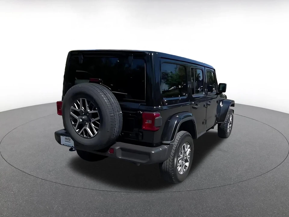 2025 Jeep JL Wrangler - Image 14 of 31