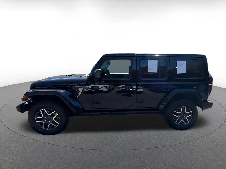 2025 Jeep JL Wrangler - Image 8 of 31