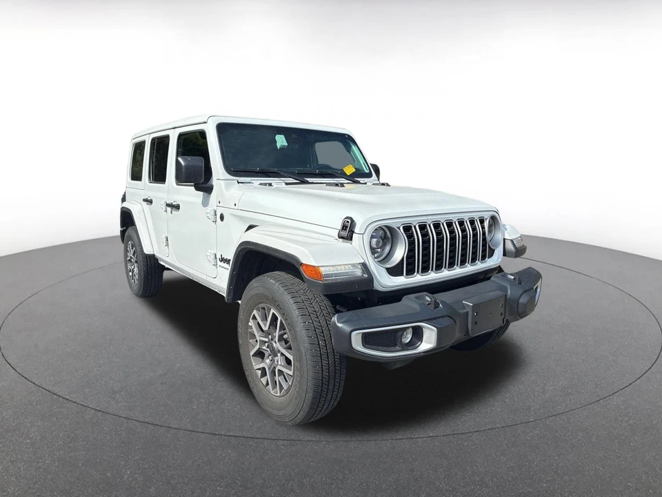 2025 Jeep JL Wrangler - Image 2 of 20