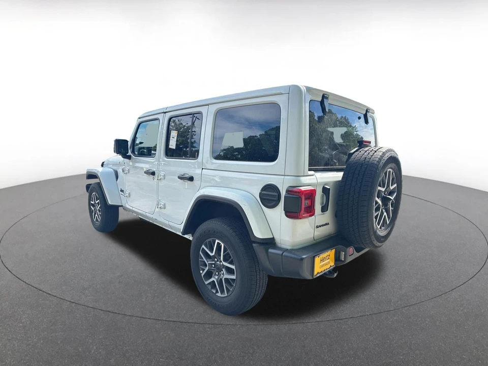 2025 Jeep JL Wrangler - Image 10 of 20