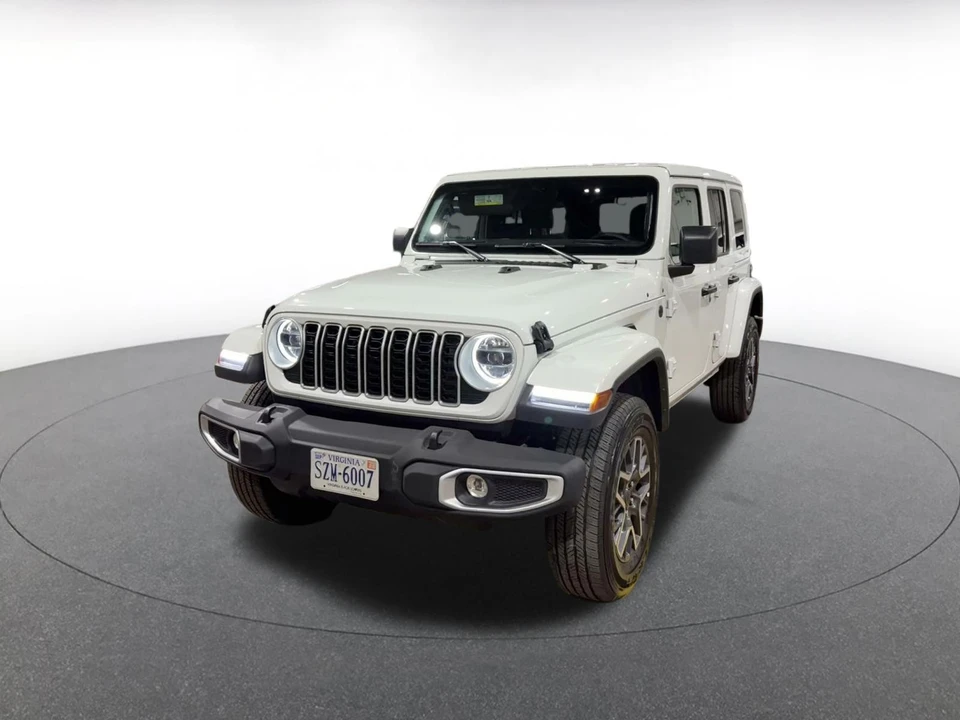 2025 Jeep JL Wrangler - Image 7 of 31