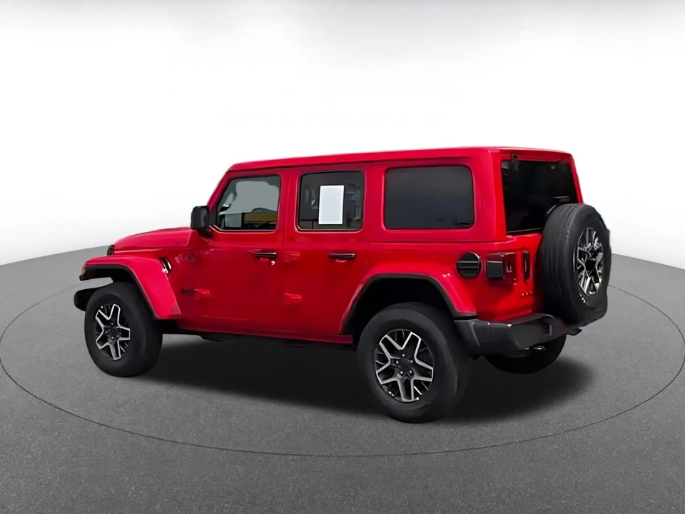 2025 Jeep JL Wrangler - Image 9 of 31
