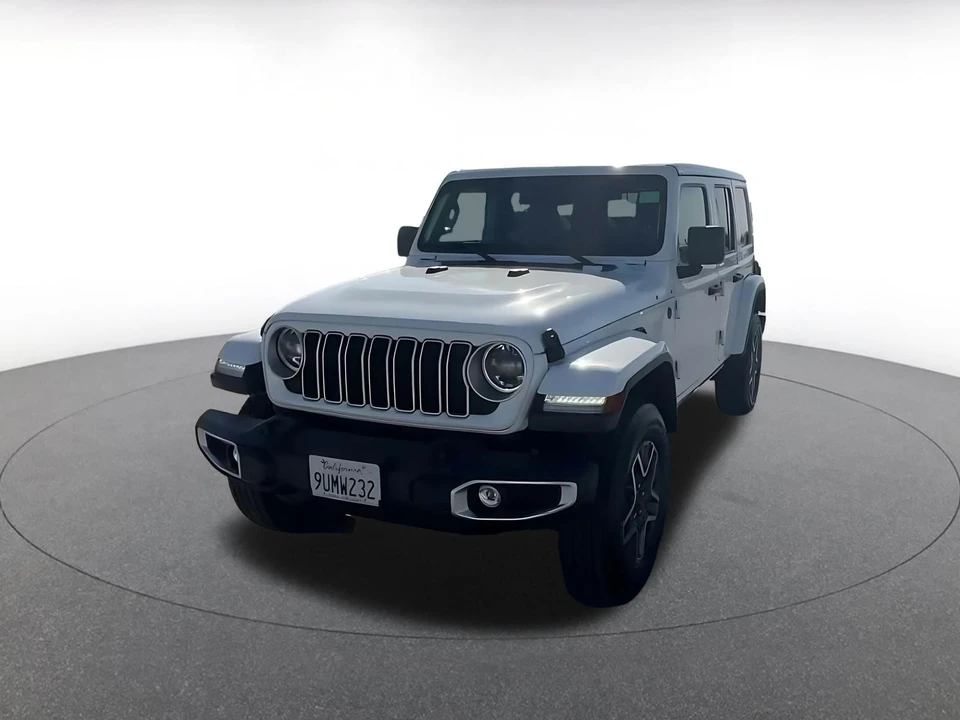 2025 Jeep JL Wrangler - Image 4 of 31
