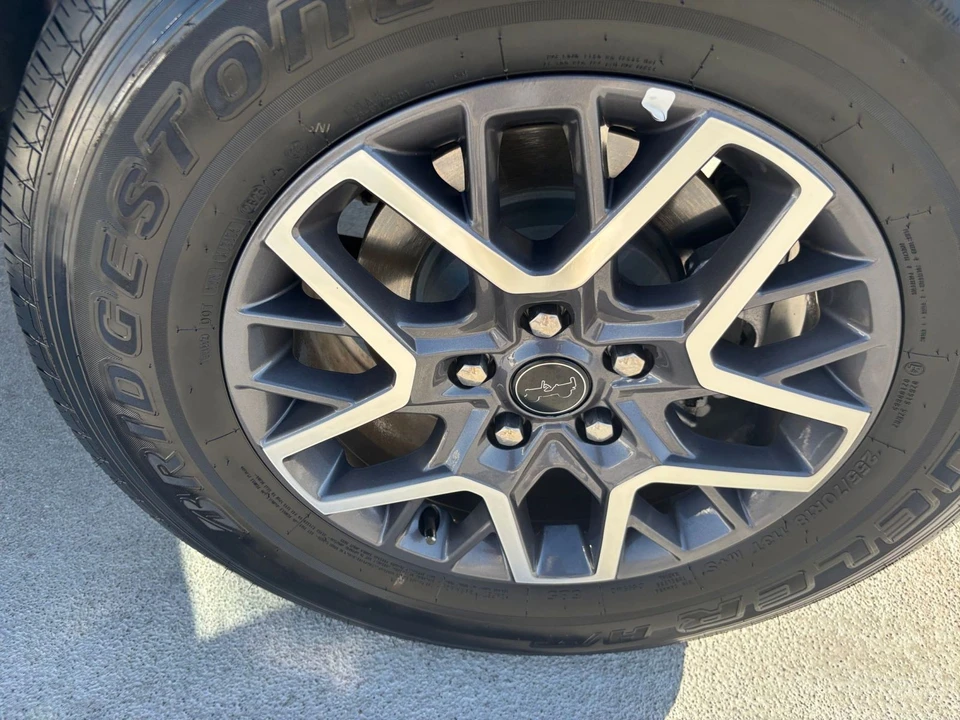2025 Jeep JL Wrangler - Image 31 of 31