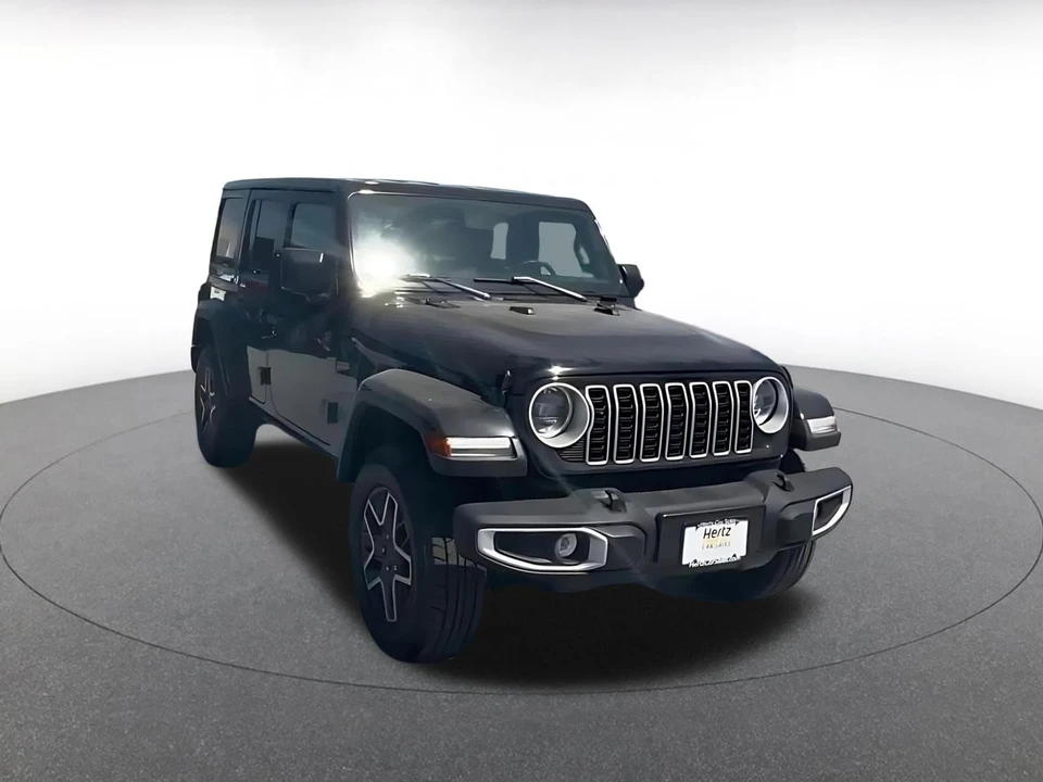 2025 Jeep JL Wrangler - Image 14 of 31