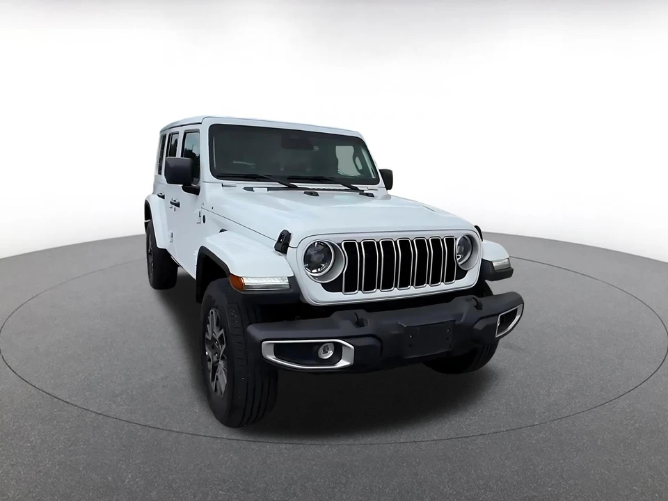 2025 Jeep JL Wrangler - Image 3 of 31