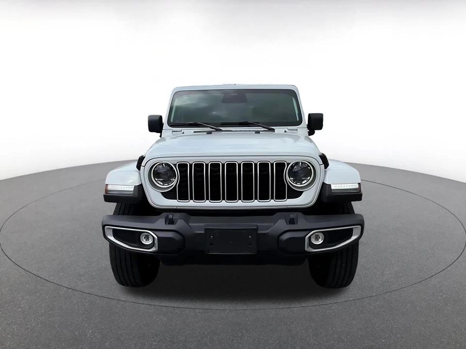 2025 Jeep JL Wrangler - Image 4 of 31