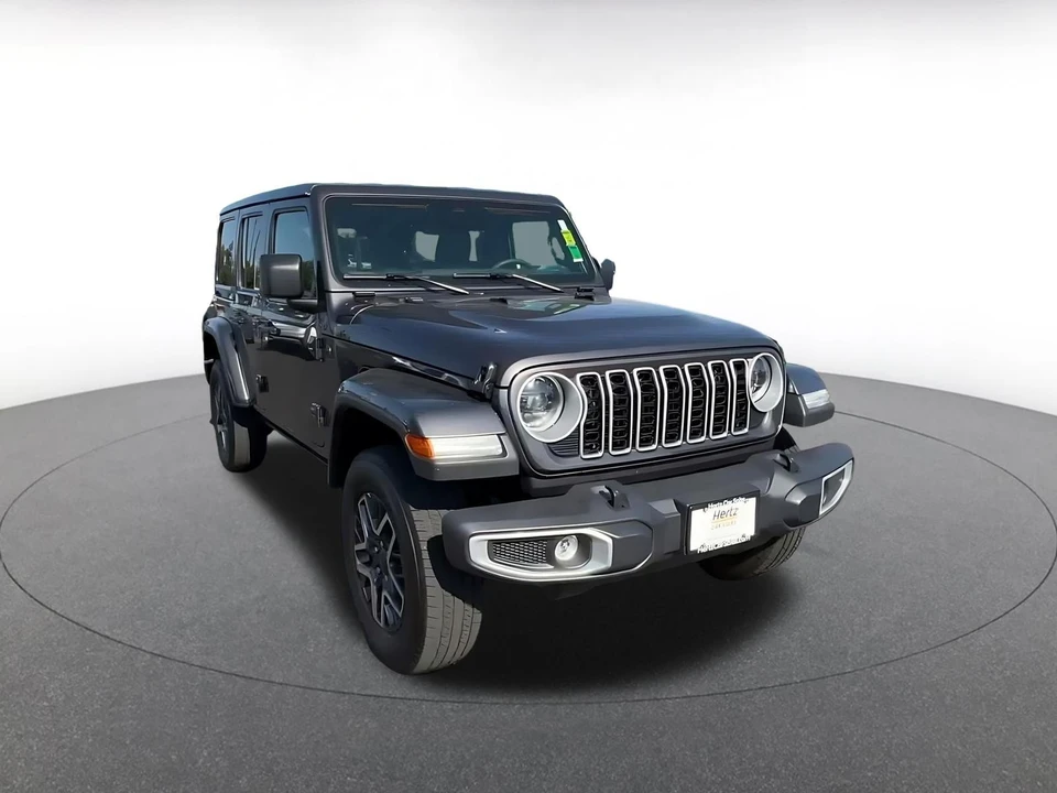 2025 Jeep JL Wrangler - Image 3 of 31