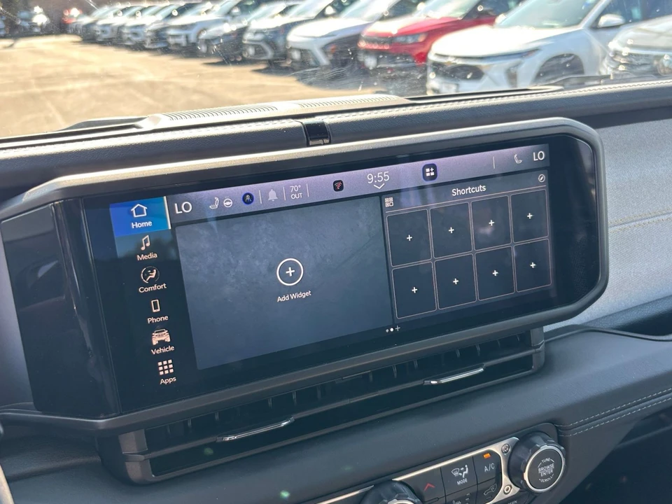 2025 Jeep JL Wrangler - Image 21 of 31
