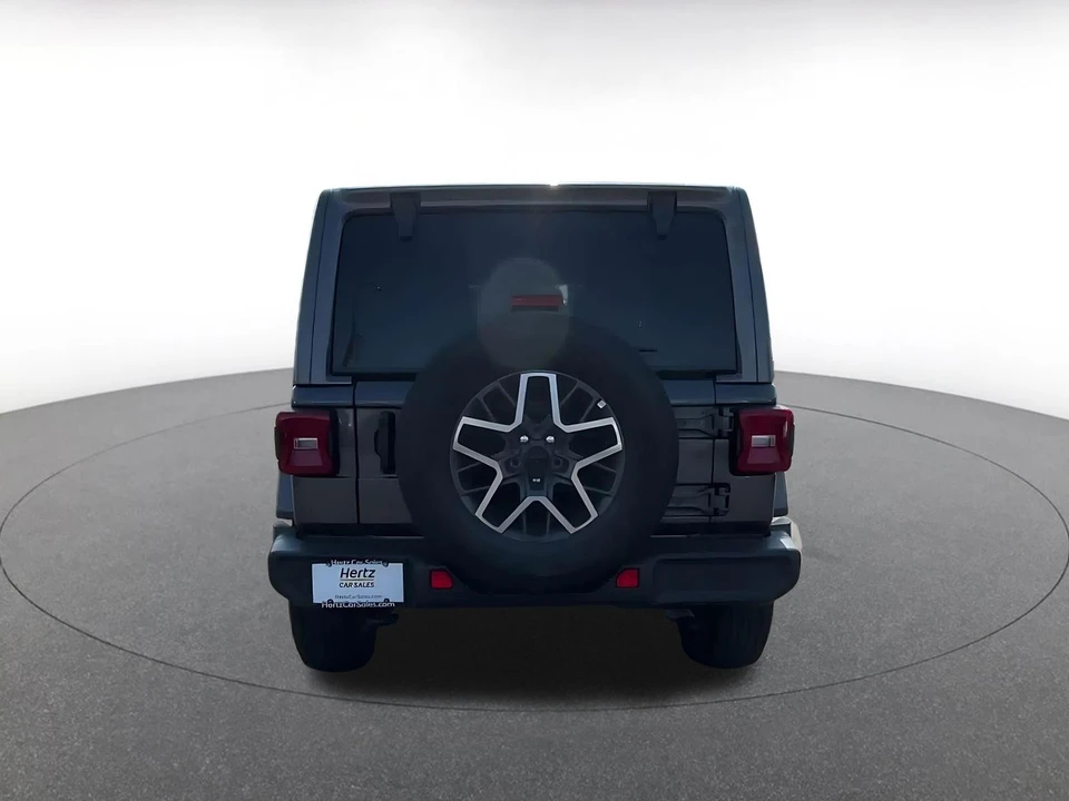 2025 Jeep JL Wrangler - Image 14 of 31