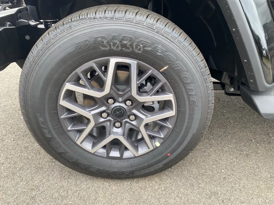 2025 Jeep JL Wrangler - Image 9 of 12