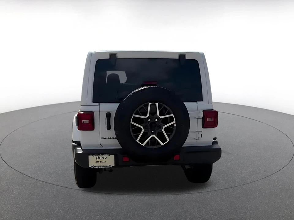 2025 Jeep JL Wrangler - Image 14 of 31