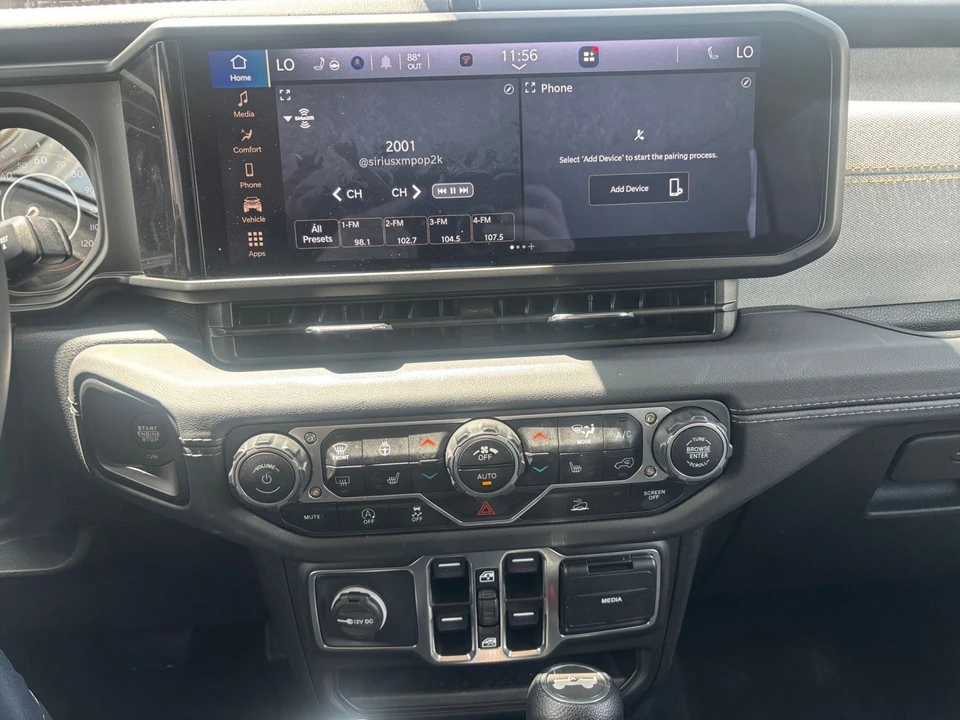2025 Jeep JL Wrangler - Image 18 of 31