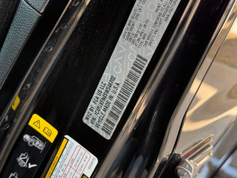 2025 Jeep JL Wrangler - Image 30 of 31