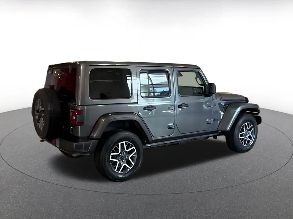 2025 Jeep JL Wrangler - Image 12 of 31