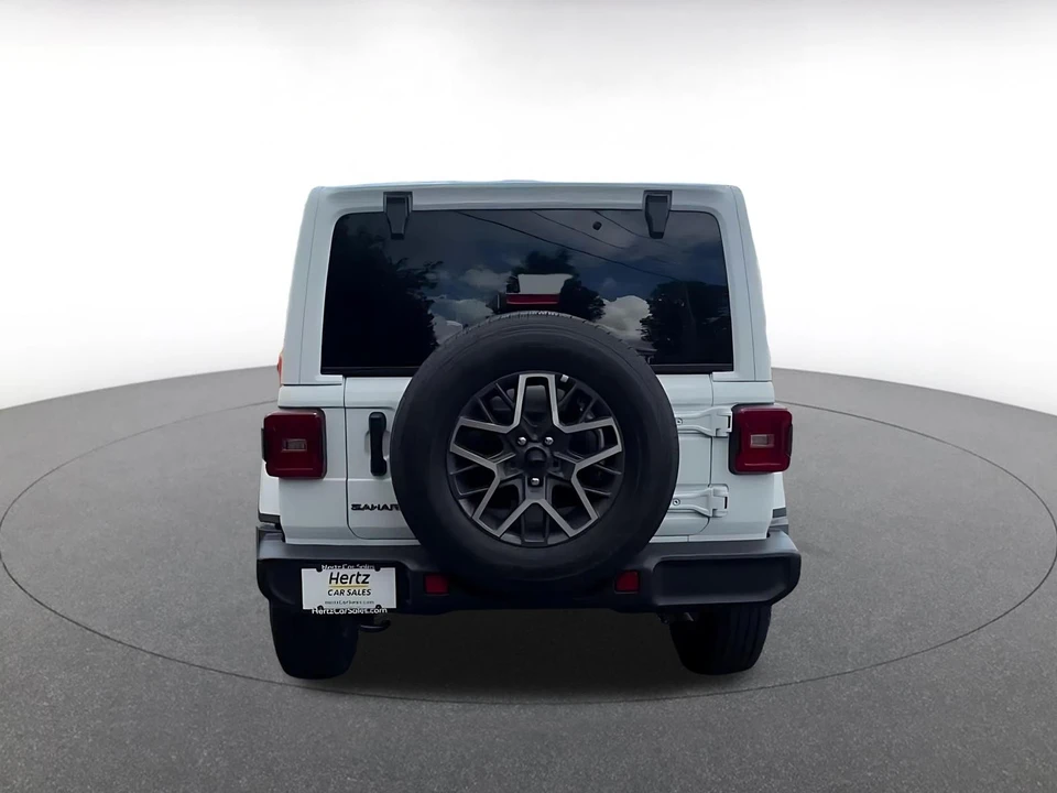 2025 Jeep - Image 12 of 31