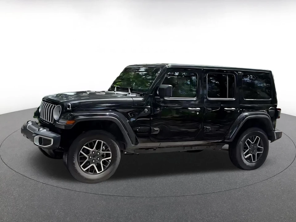 2025 Jeep JL Wrangler - Image 9 of 31