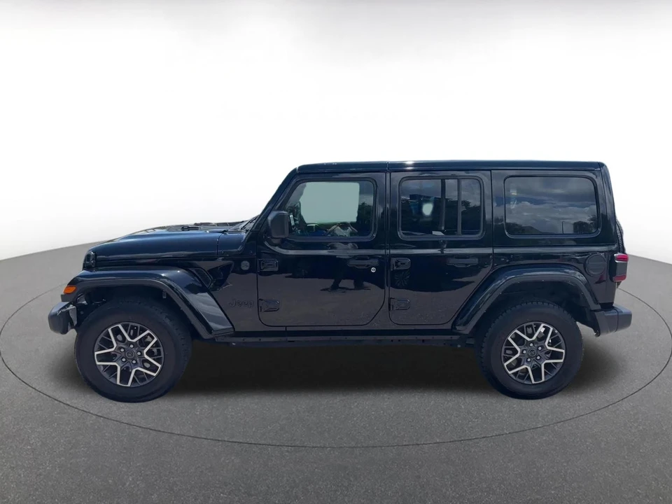 2025 Jeep JL Wrangler - Image 8 of 31