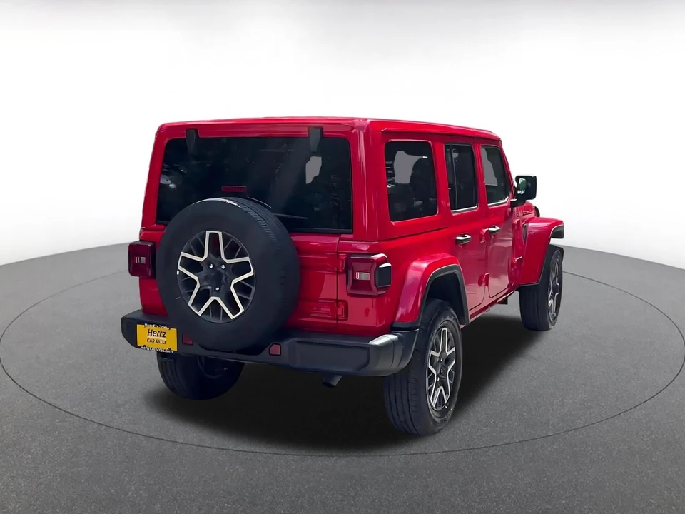 2025 Jeep JL Wrangler - Image 16 of 31