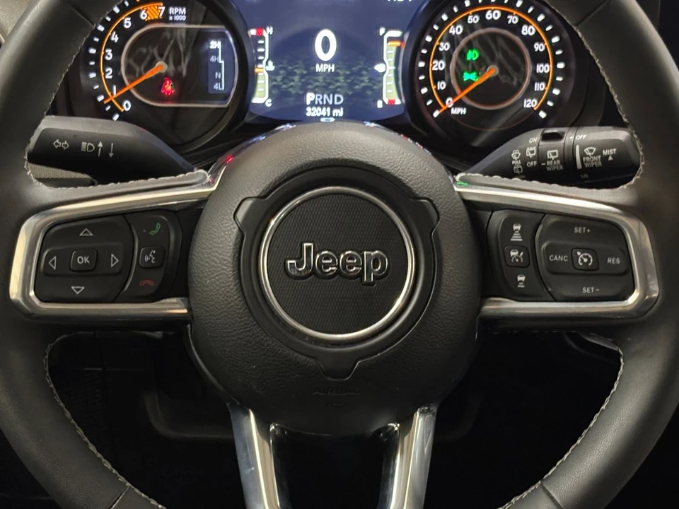 2025 Jeep JL Wrangler - Image 30 of 31