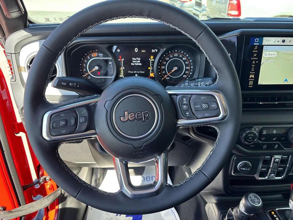 2025 Jeep JL Wrangler - Image 18 of 21