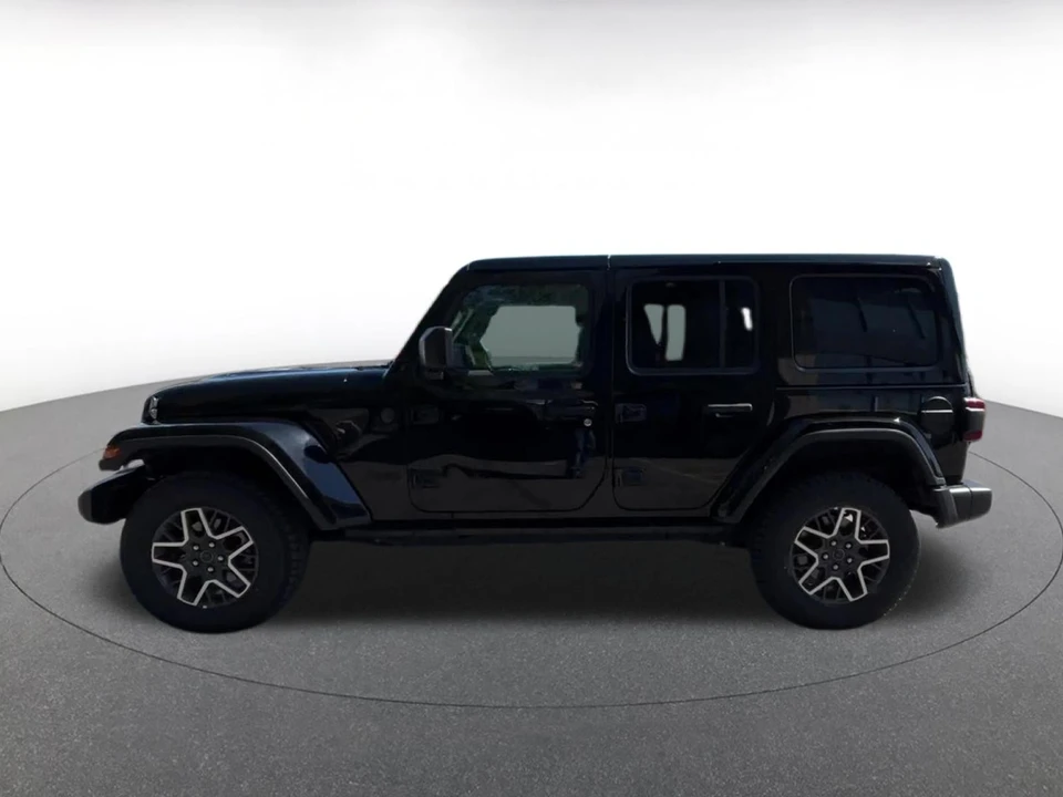 2025 Jeep JL Wrangler - Image 8 of 31