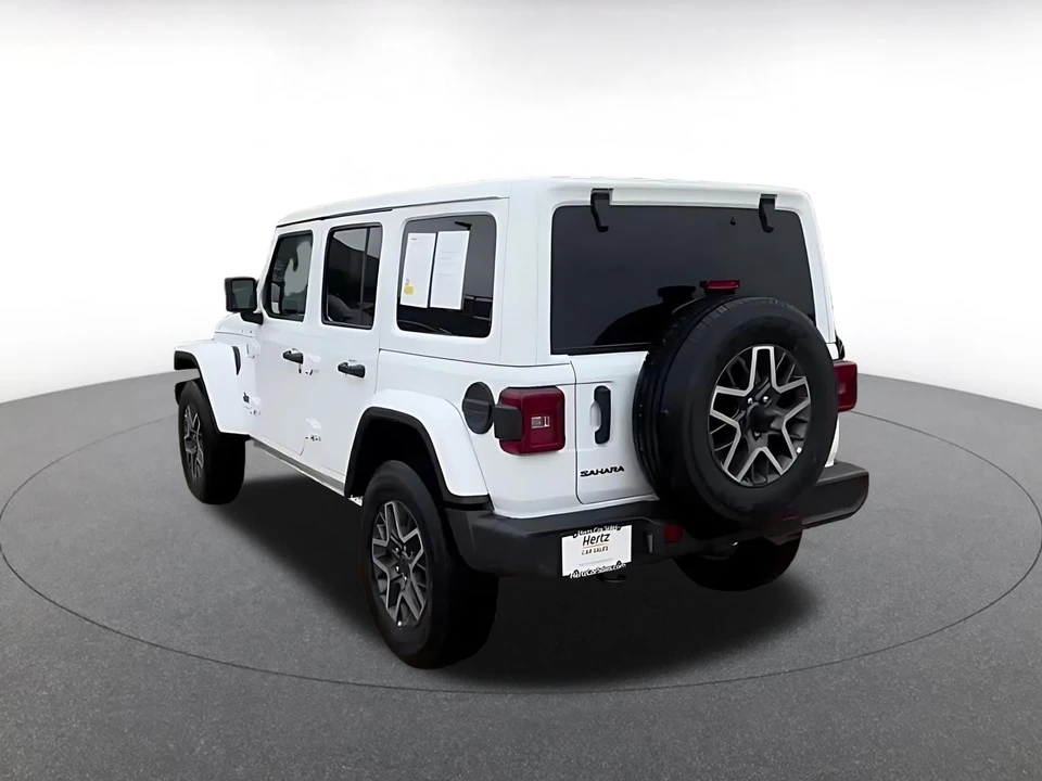 2025 Jeep JL Wrangler - Image 14 of 31