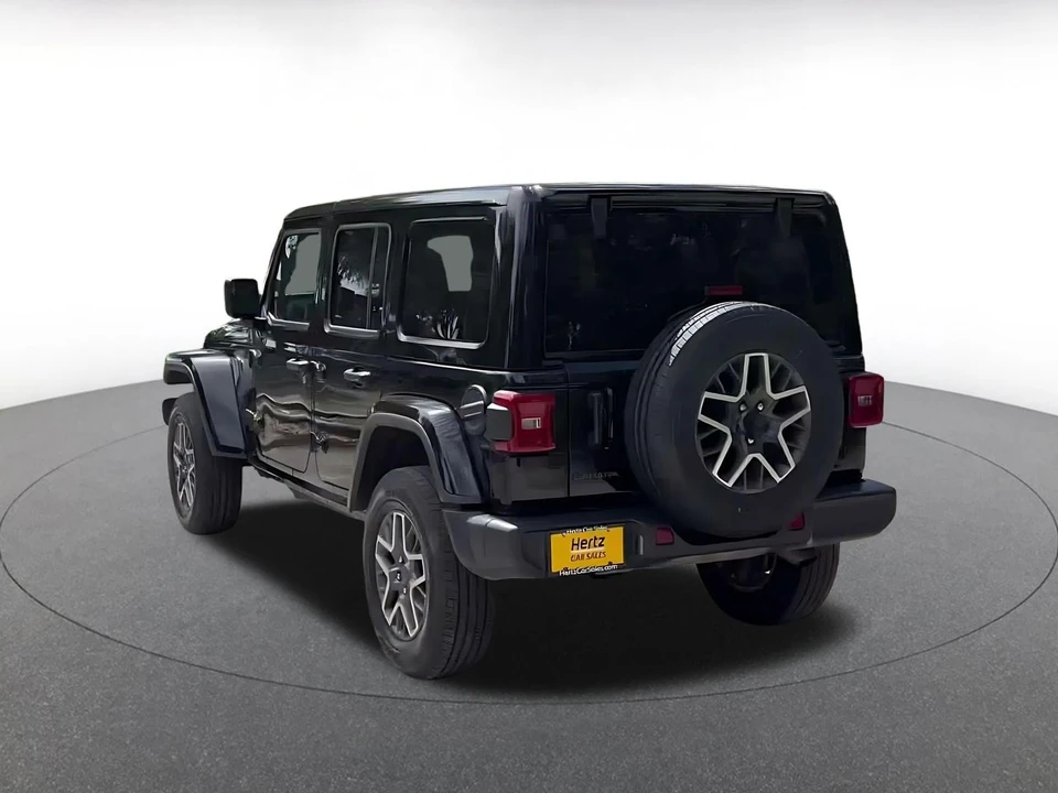 2025 Jeep JL Wrangler - Image 12 of 31